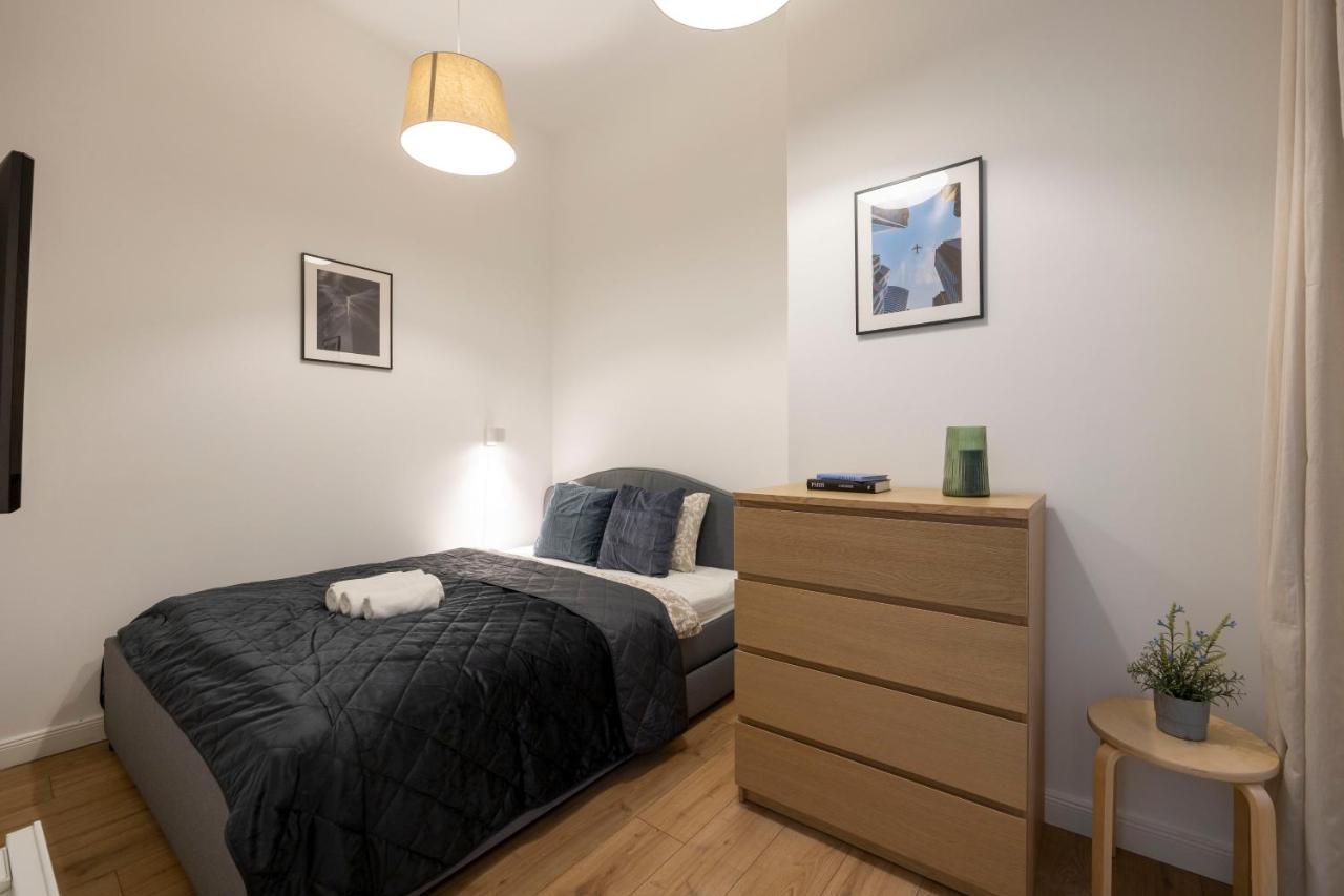 Central Grand Apartment With 5Bedrm 2Bathroom Budapest Kültér fotó