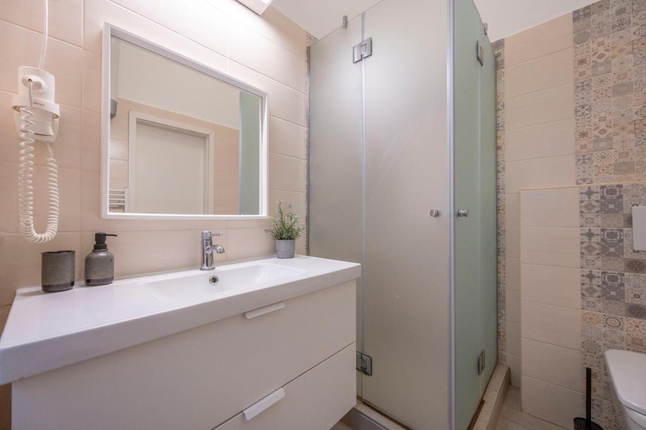 Central Grand Apartment With 5Bedrm 2Bathroom Budapest Kültér fotó